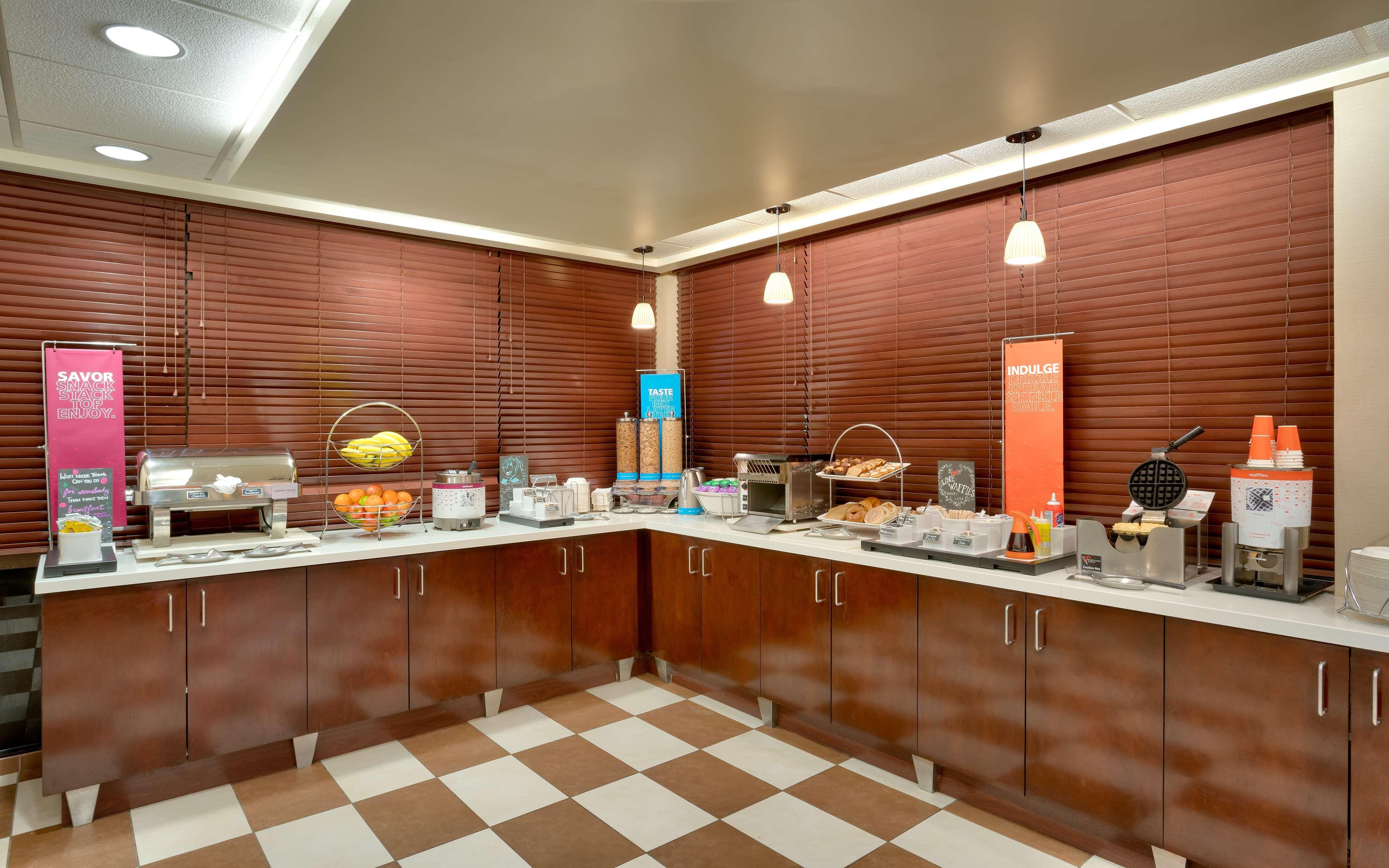 Hampton Inn Salt Lake City/Санди Экстерьер фото